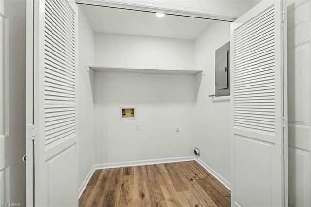 438 Knightwood Court, Kernersville, NC 27284