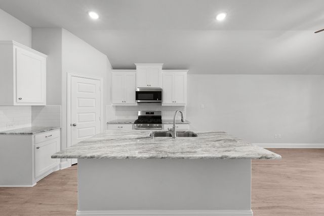 6604 Pattison, Greenville, TX 75402