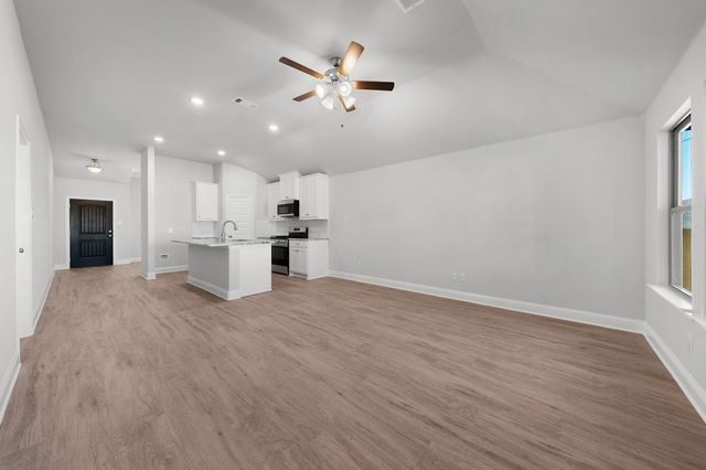 6604 Pattison, Greenville, TX 75402
