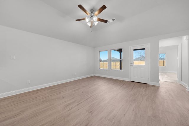 6604 Pattison, Greenville, TX 75402