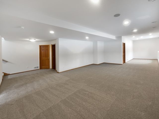 1768 Belmont Avenue NW, Prior Lake, MN 55379