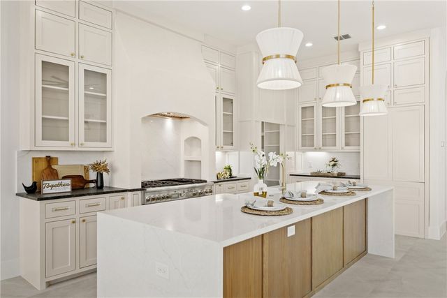 758 Buffalo Creek Dr, Corpus Christi, TX 78415