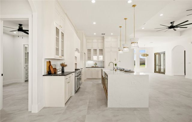 758 Buffalo Creek Dr, Corpus Christi, TX 78415