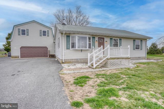 866 SANDTOWN RD, Felton, DE 19943