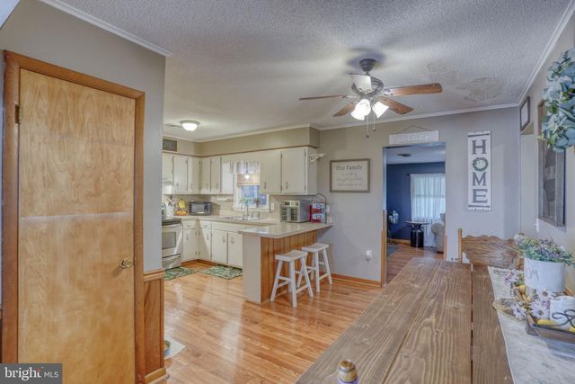 866 SANDTOWN RD, Felton, DE 19943