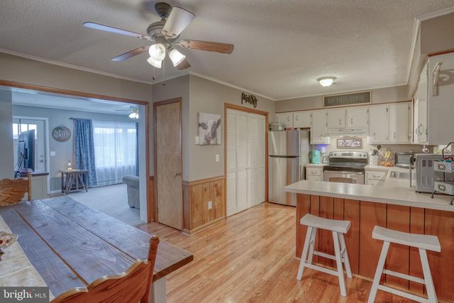 866 SANDTOWN RD, Felton, DE 19943