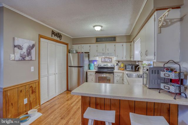 866 SANDTOWN RD, Felton, DE 19943