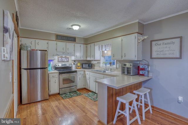 866 SANDTOWN RD, Felton, DE 19943