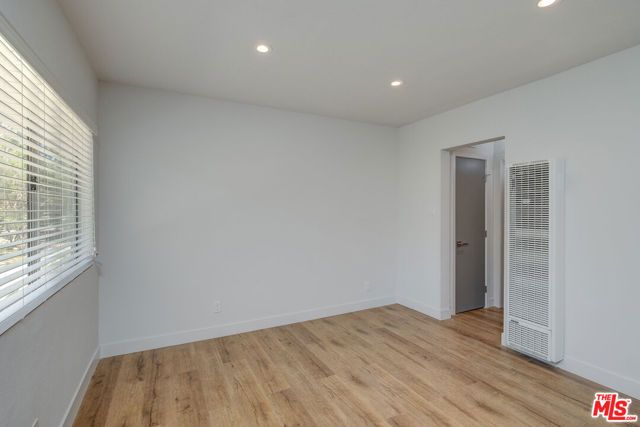 4136 Grand View Boulevard 4, Los Angeles, CA 90066