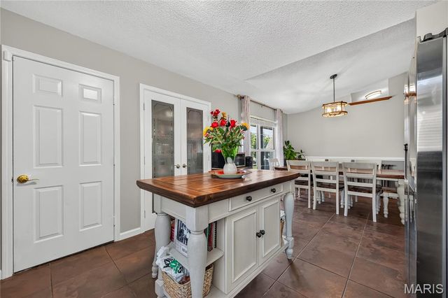 11 Eagle Chase Court, St Peters, MO 63376