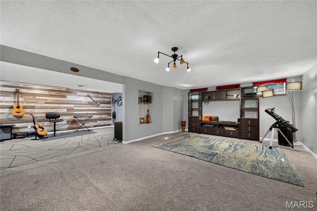 11 Eagle Chase Court, St Peters, MO 63376