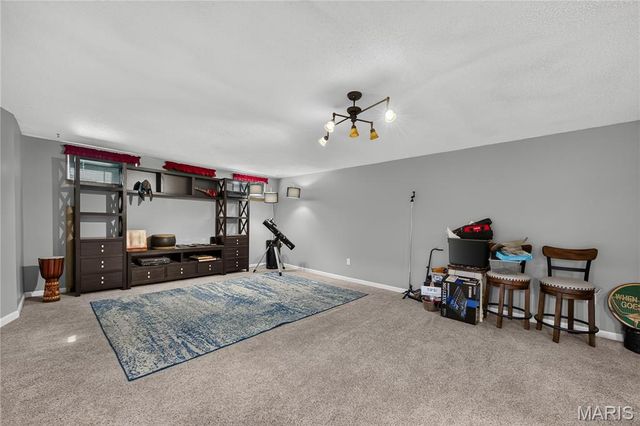 11 Eagle Chase Court, St Peters, MO 63376