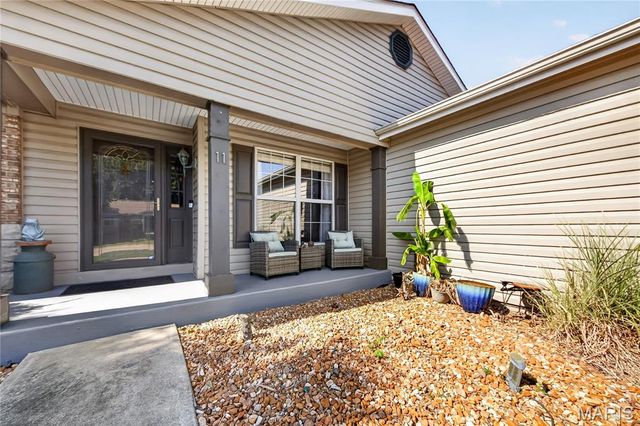 11 Eagle Chase Court, St Peters, MO 63376
