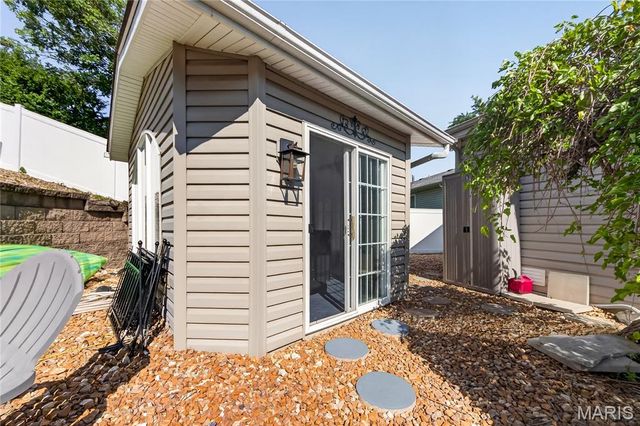 11 Eagle Chase Court, St Peters, MO 63376