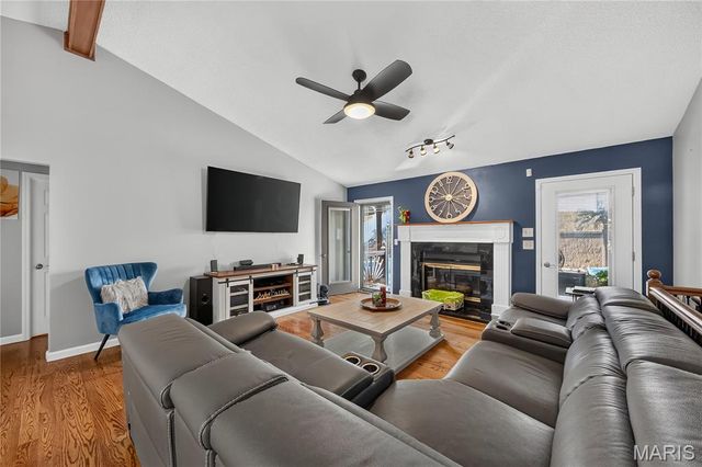 11 Eagle Chase Court, St Peters, MO 63376