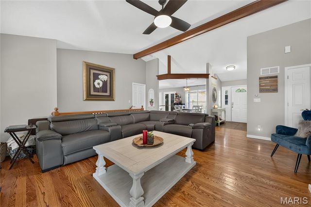 11 Eagle Chase Court, St Peters, MO 63376