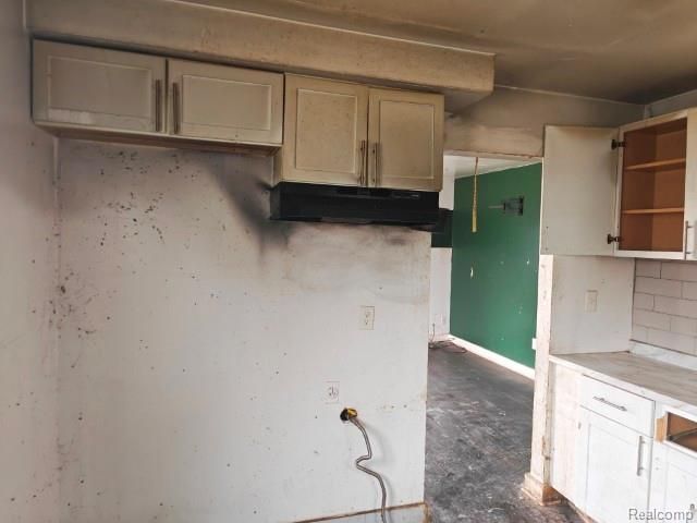 8291 Mettetal Street, Detroit, MI 48228