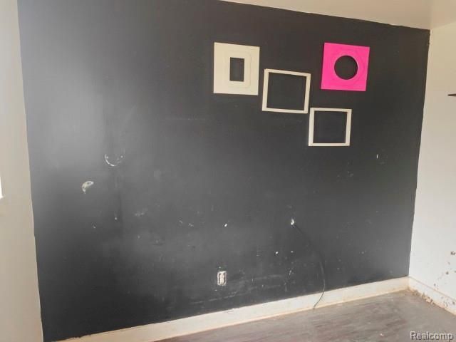 8291 Mettetal Street, Detroit, MI 48228