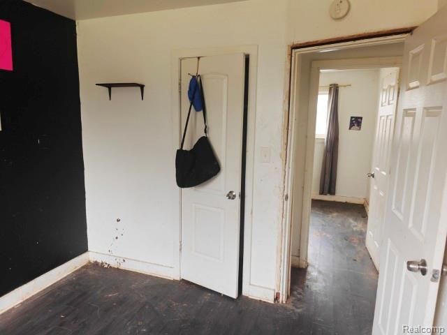 8291 Mettetal Street, Detroit, MI 48228