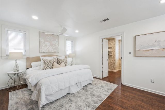 1935 W Mckinney Street, Houston, TX 77019