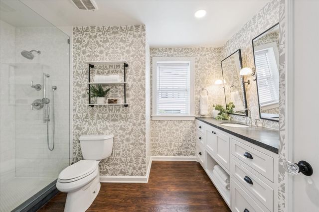 1935 W Mckinney Street, Houston, TX 77019