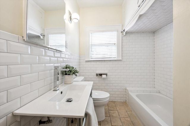 1935 W Mckinney Street, Houston, TX 77019