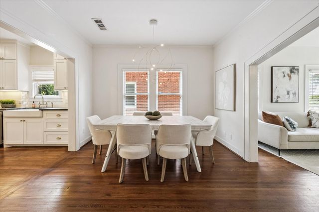 1935 W Mckinney Street, Houston, TX 77019