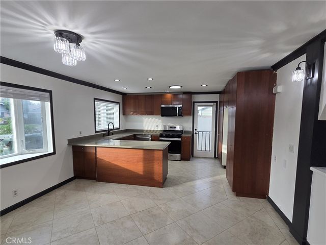 16732 Busby Lane, Huntington Beach, CA 92647