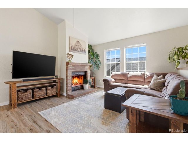 19083 E 16th Ave, Aurora, CO 80011