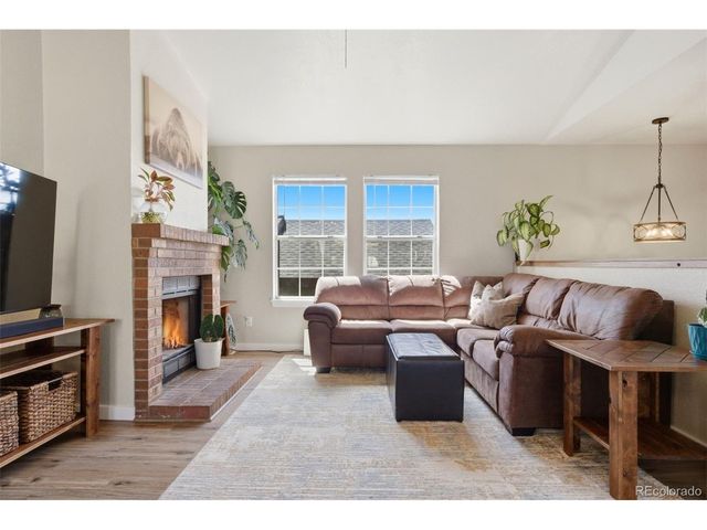 19083 E 16th Ave, Aurora, CO 80011
