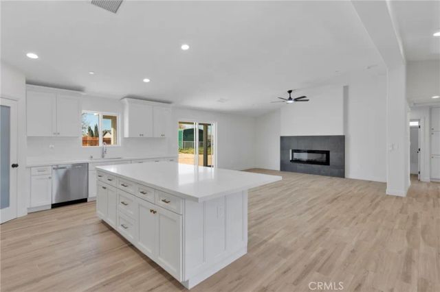 9432 Wasco, Hesperia, CA 92345