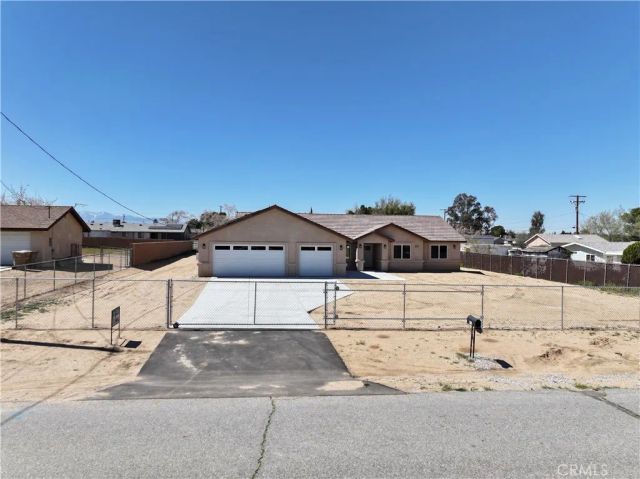 9432 Wasco, Hesperia, CA 92345