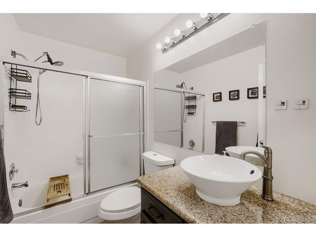 5229 W Iliff Dr 104, Lakewood, CO 80227