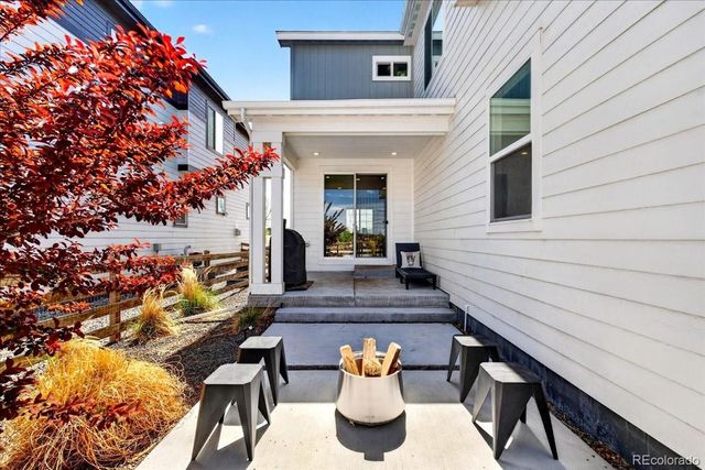 17621 Parkside Drive N, Commerce City, CO 80022