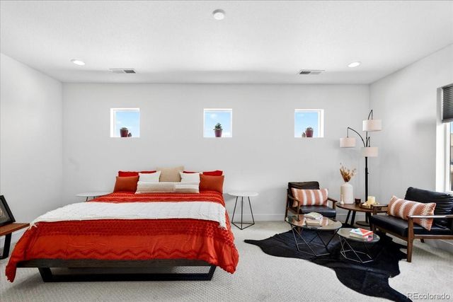 17621 Parkside Drive N, Commerce City, CO 80022