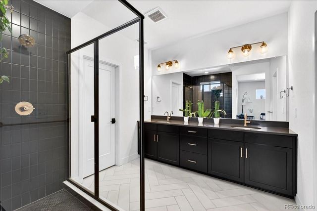 17621 Parkside Drive N, Commerce City, CO 80022