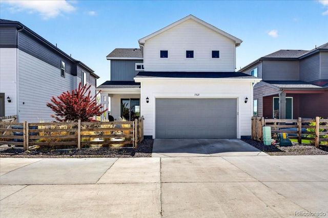 17621 Parkside Drive N, Commerce City, CO 80022