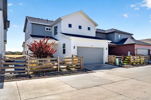 17621 Parkside Drive N, Commerce City, CO 80022