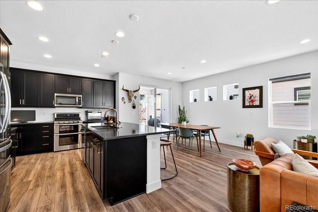 17621 Parkside Drive N, Commerce City, CO 80022