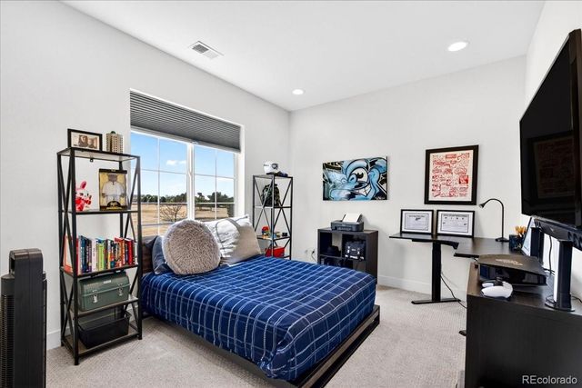 17621 Parkside Drive N, Commerce City, CO 80022