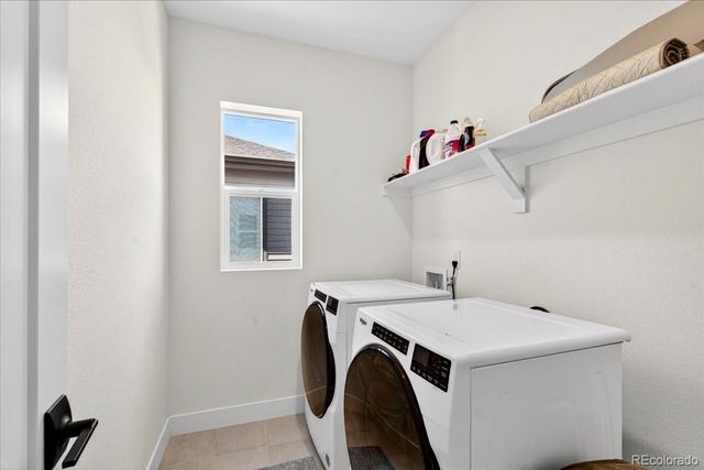 17621 Parkside Drive N, Commerce City, CO 80022