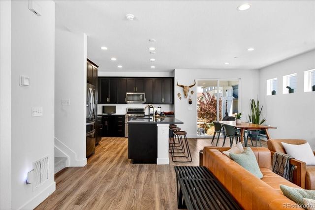 17621 Parkside Drive N, Commerce City, CO 80022