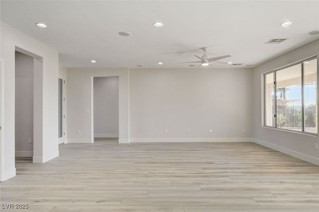 10623 Riva De Fiore Avenue, Las Vegas, NV 89135