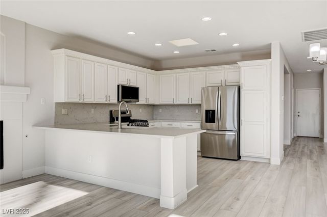 10623 Riva De Fiore Avenue, Las Vegas, NV 89135