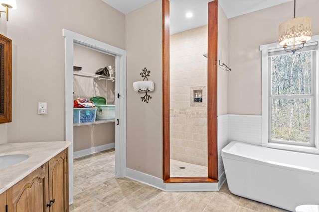 90 Crook View Rd, Menlo, GA 30731
