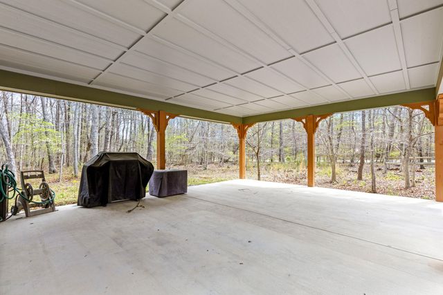 90 Crook View Rd, Menlo, GA 30731