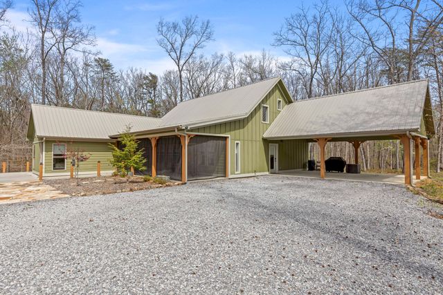 90 Crook View Rd, Menlo, GA 30731