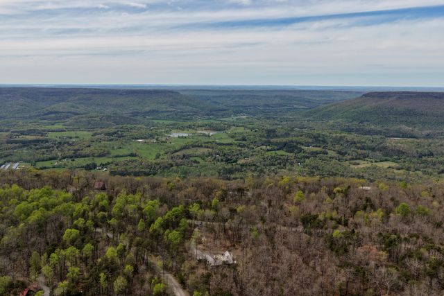 90 Crook View Rd, Menlo, GA 30731