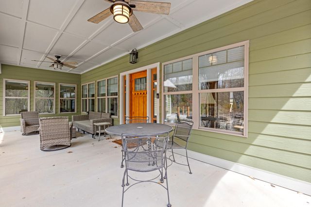 90 Crook View Rd, Menlo, GA 30731