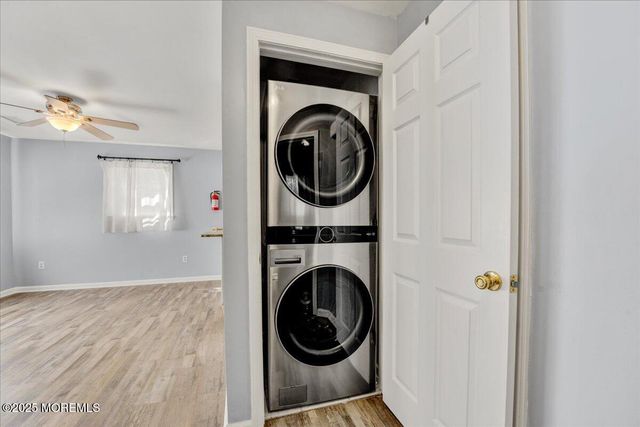 215 Laurel Drive, Bayville, NJ 08721